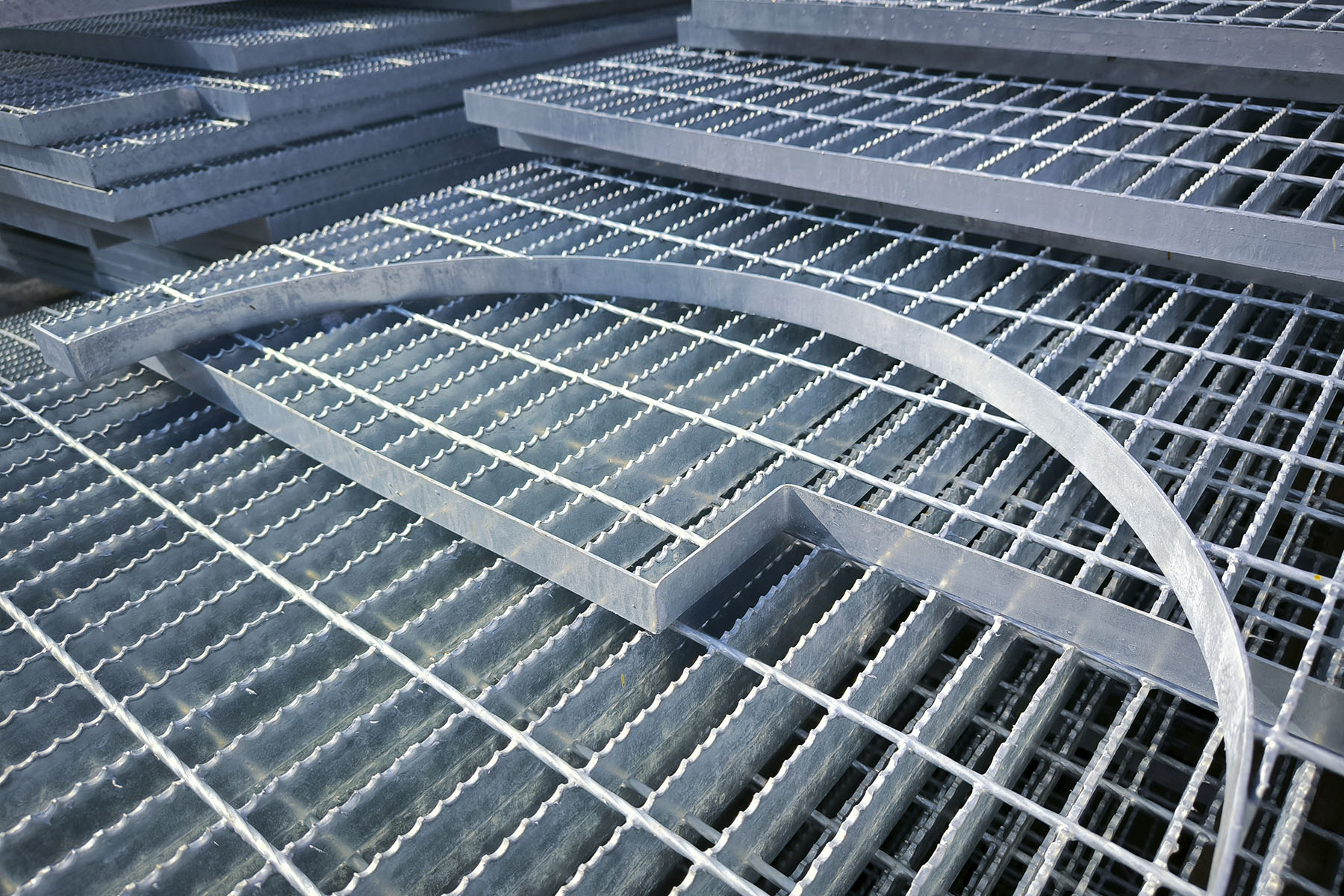 Контроль качества и сертификация продукции для стратегических отраслей